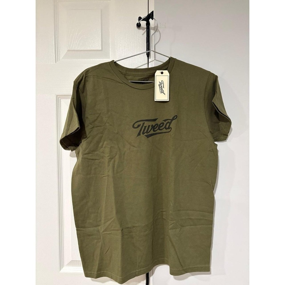 NWT Tweed Brand Logo Olive Green T-Shirt women Medium comfy soft Minimalist
